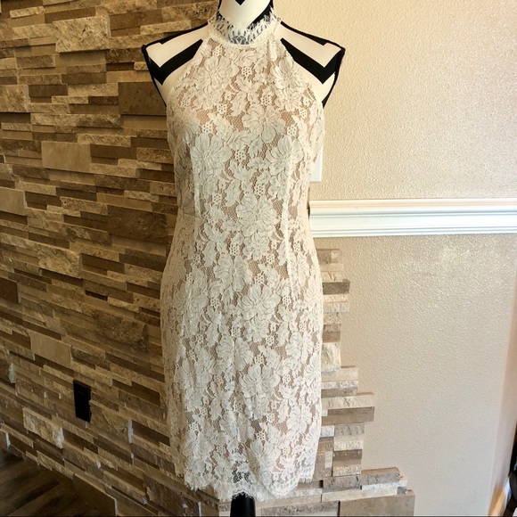 Sans Souci Dresses & Skirts - Sans Souci Stunning White Lace Dress